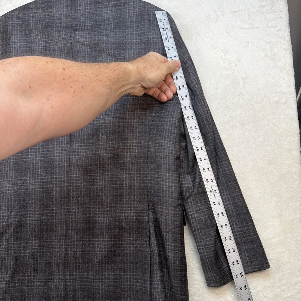 Jos A Bank Sport Coat 43R‎ Gray Plaid Wool Blazer Reserve Reda 1865